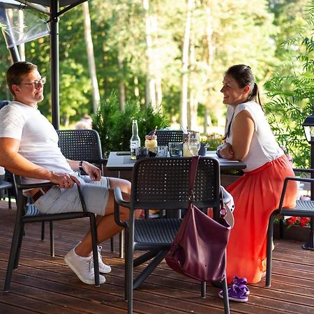 Abzali Hotel And Restaurant With Self Check-In Ādaži Zewnętrze zdjęcie