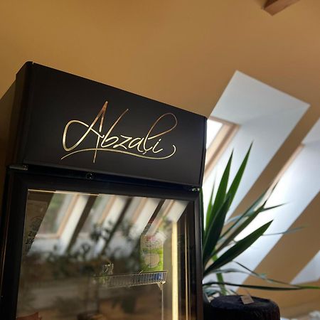 Abzali Hotel And Restaurant With Self Check-In Ādaži Zewnętrze zdjęcie