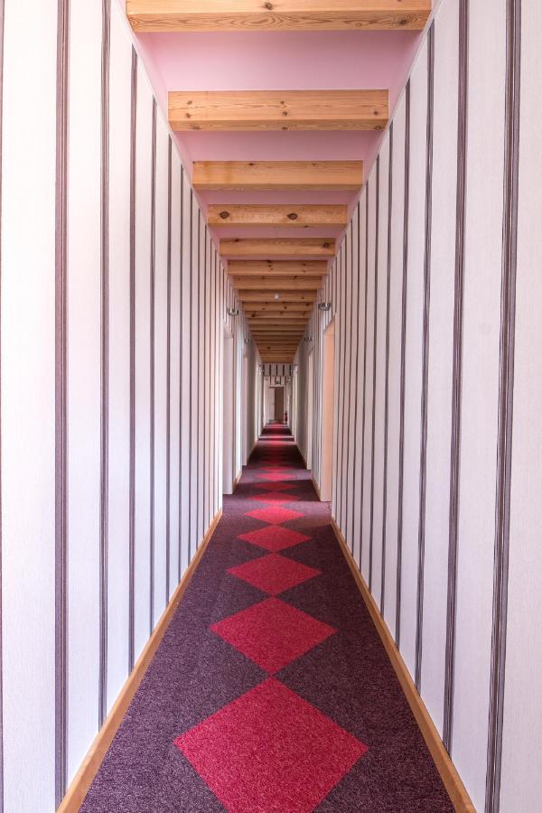 Abzali Hotel And Restaurant With Self Check-In Ādaži Zewnętrze zdjęcie