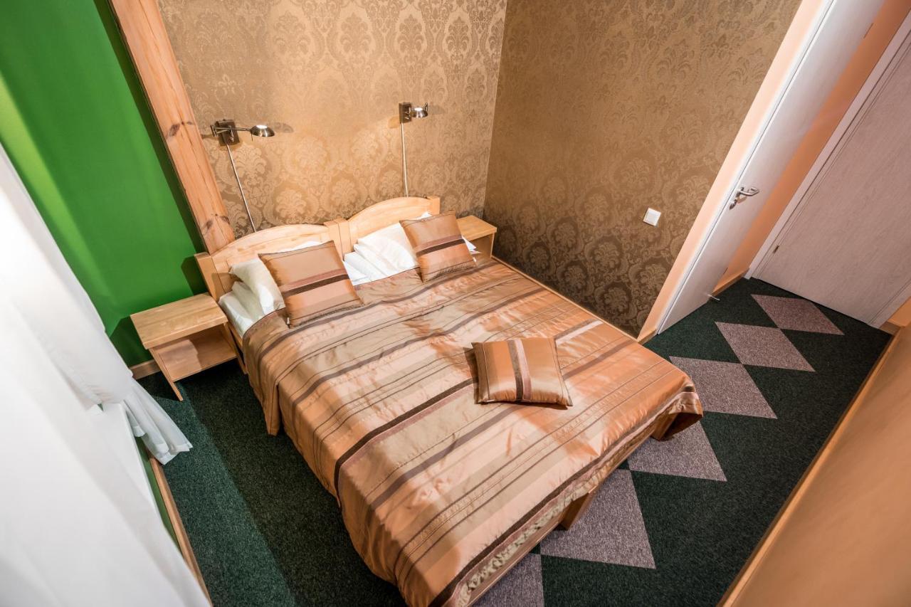 Abzali Hotel And Restaurant With Self Check-In Ādaži Zewnętrze zdjęcie